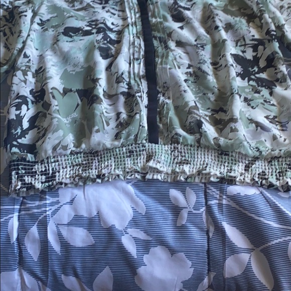 Blouse - Picture 4 of 4